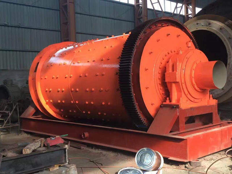 球磨制砂機(jī)圖片 球磨制砂機(jī)圖片