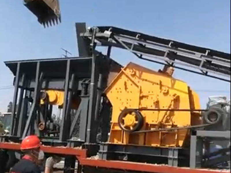 車載移動(dòng)破碎站 車載移動(dòng)破碎站